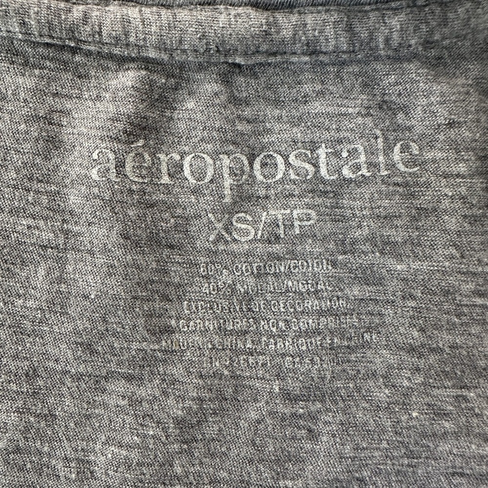Aeropostale Womens V Neck Graphic Tee XS Gray Floral Cotton Modal Blend - Picture 3 of 7
